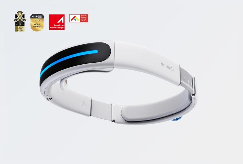 Award-winning-wearable-EEG-design-BrainDa-OPD-Design-US-Good-Design-Winner